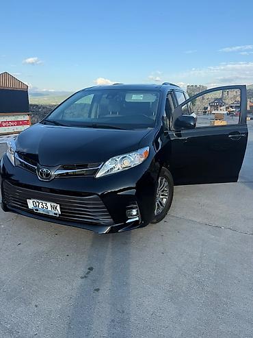 voxy noah: Toyota Sienna: 2020 г., 3.5 л, Автомат, Бензин, Минивэн — 5