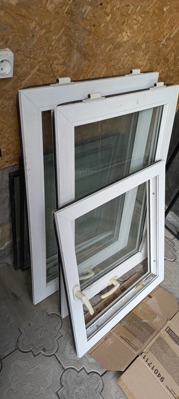продам пластиковые окна бу: Пластиковое окно, Комбинированное, цвет - Белый, Б/у, Самовывоз