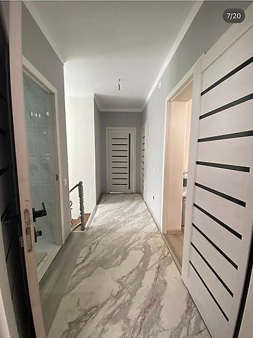 Продажа коттеджей и домов: Продаётся двухэтажный дом с хозяйственными постройками в городе — 5