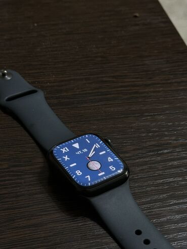 watch active: Срочно продаю Apple Watch 8 41mm. В комплекте зарядник и ремешок