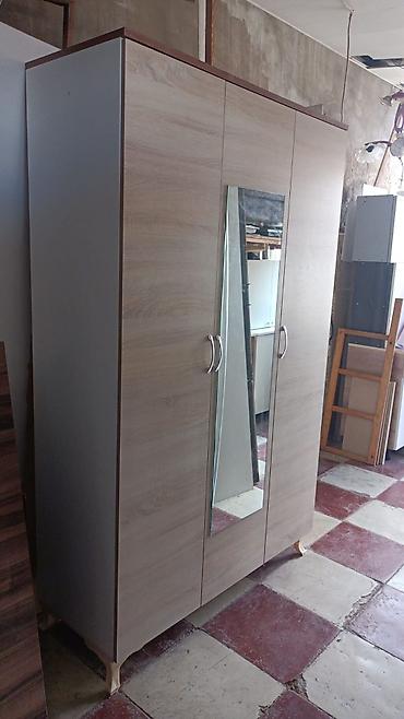 Üçqapılı paltar dolabı - Material: laminat/MDFlam ağac teksturalı