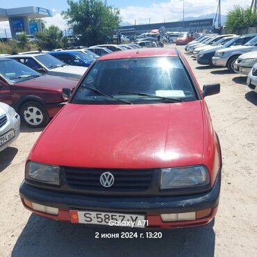 авто volkswagen passat: Volkswagen Vento: 1993 г., 1.6 л, Механика, Бензин, Седан