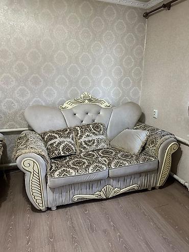 Эмерек гарнитурлары: Комплект из двух мягких диванов в классическом стиле. - Формат: один — 2