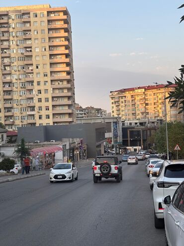 Digər tikinti xidmətləri: Yeni Yasamalda tam yol kənarı. BRAVO marketə yaxın ərazi Tam olaraq