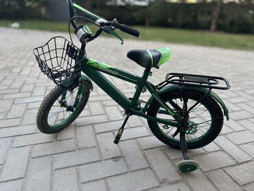 Велосипеды: Продаю детский велосипед Покупали две недели назад Наш 4-х летний сын