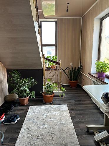 Продажа домов: Дом, 220 м², 4 комнаты, Собственник — 8