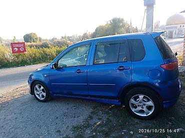 багажние: Mazda Demio: 2003 г., 1.5 л, Автомат, Газ, Хэтчбэк — 5