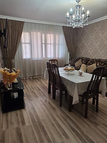 bakida hovuzlu evler: 2 otaqlı mənzil – zövqlə təmir olunmuş, işıqlı və rahat plan Ümumi — 2