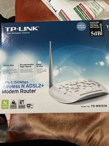 Modemlər və şəbəkə avadanlıqları: TP-Link TD-W8151N
150Mbps, 2.4 GHz
ishlenib