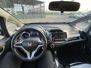 фит 3: Honda Fit: 2010 г., 1.5 л, Автомат, Бензин, Хэтчбэк — 10