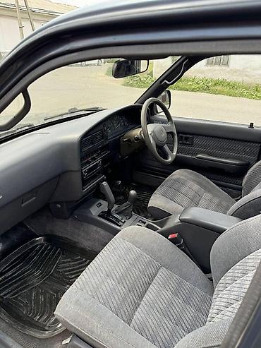 bruce 2r: Toyota Hilux Surf: 1993 г., 2.5 л, Автомат, Дизель, Внедорожник — 5