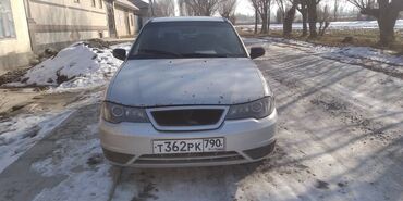 Daewoo: Daewoo Nexia: 2010 г., 1.6 л, Механика, Бензин, Седан