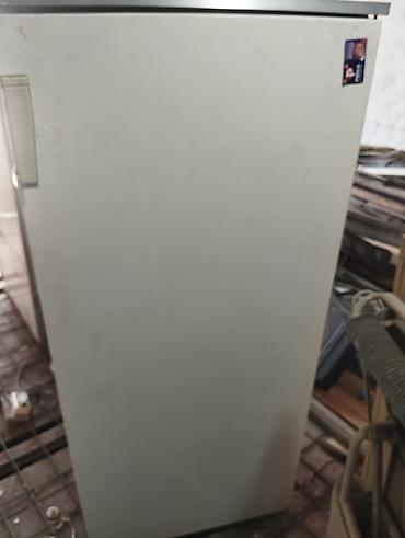 Однокамерный холодильник с морозильным отсеком сверху. Характеристики