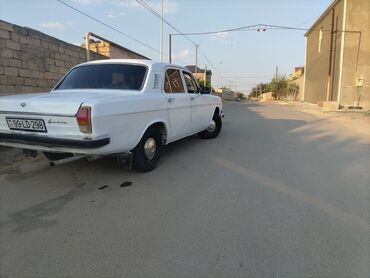 продажа бу авто в азербайджане: QAZ 24 Volga: 2.4 l | 1985 il Sedan
