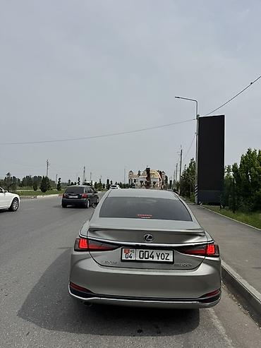 Lexus: Lexus ES: 2022 г., 2.5 л, Вариатор, Бензин, Седан — 2
