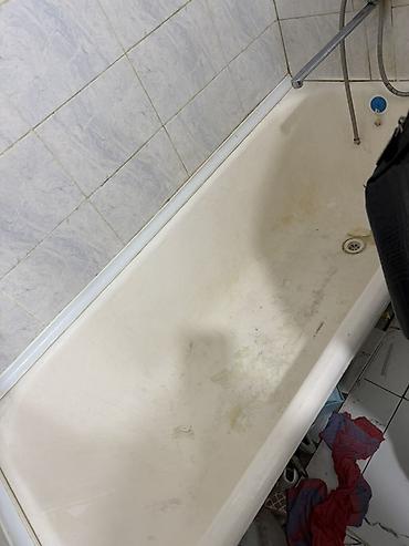 Сантехника: Продаю б/у ванну и туалет дешево заберите срочно могу даже — 1