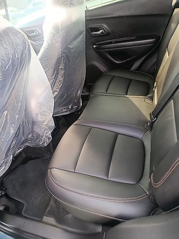 сл: Chevrolet Trax: 2022 г., 1.4 л, Автомат, Бензин, Кроссовер — 1