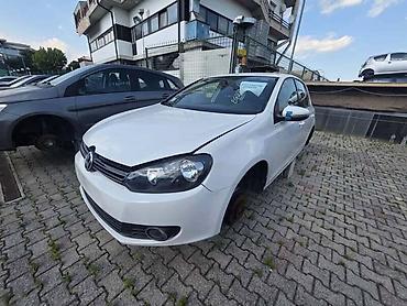 c4 2007: POLOVNI DELOVI ZA VOLKSWAGEN BORA, BUBA, CADDY . OD 2005. DO 2017 — 2