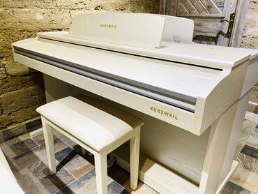royal piano qiymetleri: Elektro piano Kurzweil M 110 Polifoniya:88 Klavişlər:88 Səslər:88