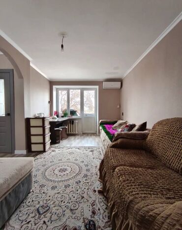 Продажа домов: 1 комната, 30 м², Хрущевка, 3 этаж, Косметический ремонт