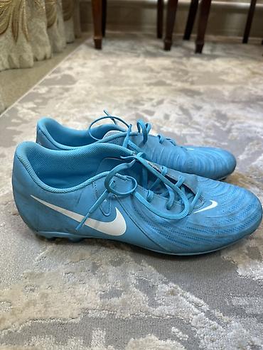 Nike Mercurial (модель FJ) — футбольные бутсы для натурального газона