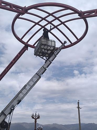 помошник электрика: Стрела 25 м, 300 т — 3