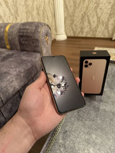 Apple iPhone: IPhone 11 Pro Max, 256 GB, Qızılı, Simsiz şarj — 11