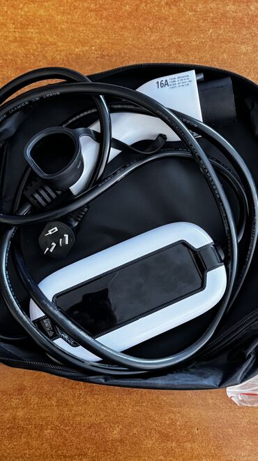 Digər avtoelektronika: Changan,BYD avtomabilləri üçün charg cihazı. İşlək vəziyyətdədir lalafo.az -da Digər avtoelektronika: Changan,BYD avtomabilləri üçün charg cihazı. İşlək vəziyyətdədir