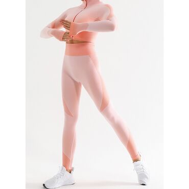 Спортивная одежда: Распродажа к 8 марта Женский костюм для фитнеса (3 предмета), код