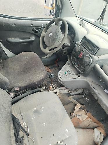 Fiat: Fiat Doblo yük/furqon Xüsusiyyətlər: - Korpus: 2-yerlik furqon — 2
