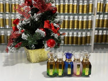 Ətriyyat: 4 gun qalci duxlar 1 i 20 manat catdirlma var — 12