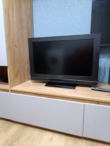 куплю старые телевизор: Телевизор Panasonic бу в рабочем состоянии район Молодая Гвардия