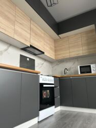 сдаю квартиру микрорайон кокжар: 1 бөлмө, 45 кв. м, Элитка, 3 кабат, Евроремонт