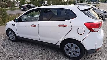 кто рио: Kia Rio: 2015 г., 1.6 л, Автомат, Хэтчбэк — 5