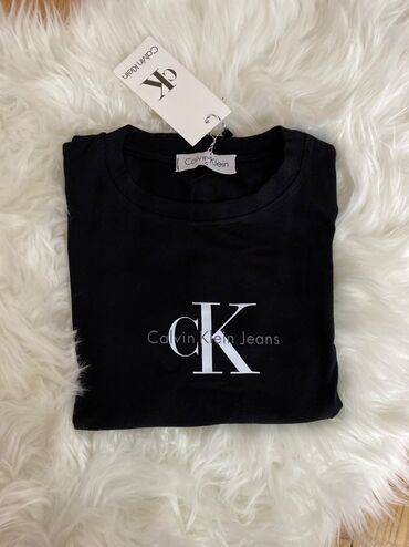 h and m majice: Calvin Klein, L (EU 40), XL (EU 42), color - Black