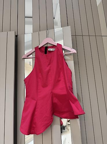 куртка zara: ZARA iki hissəli dəst – parlaq çəhrayı rəngdə. - Üst: qolsuz, dairəvi — 5