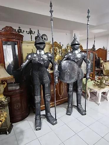 prozor 60x60: Vitez / oklop u prirodnoj veličini (visina 205 cm) ⚔️✨ Odlično — 5