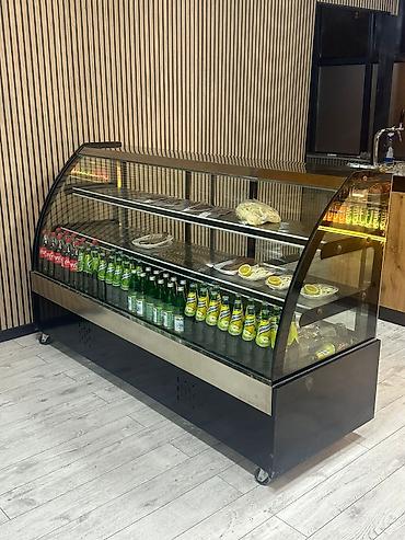 Soyuducu avadanlığı: Vitrin soyuducu ideal veziyetde teze kimi 600 AZN unvan Hezi Aslanov F — 1