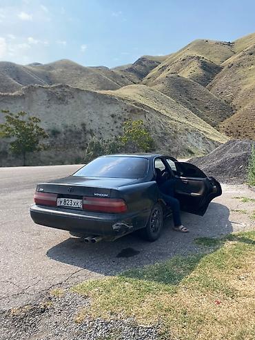 лада 2104: Toyota Windom: 1996 г., 2.5 л, Автомат, Бензин, Седан — 3