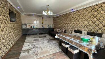 дом район аламединского рынка: 1300 м², 5 комнат, Свежий ремонт С мебелью, Кухонная мебель