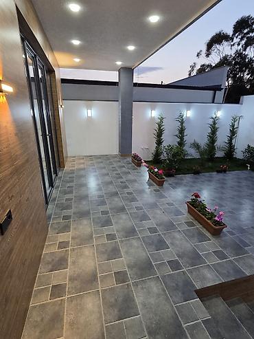 şüvəlan: Şüvəlan qəs. 4 otaqlı, 155 kv. m, Kredit var, Yeni təmirli — 6