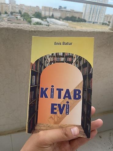Bədii ədəbiyyat: Enis Batur – “Kitab Evi” - Növ: Esse/memuar, ədəbiyyat və oxu — 1