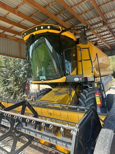 Мотоблоки: New Holland TC4.90 kombayn biçən, kənd təsərrüfatında taxıl və digər
