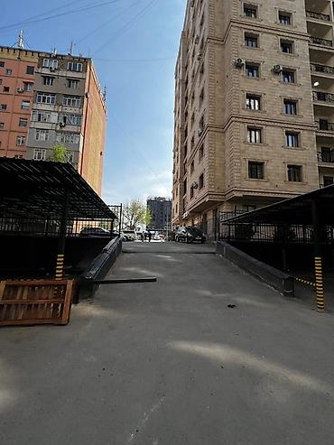 Аренда помещений свободного назначения: Сдается в аренду коммерческое помещение на первом этаже нового жилого — 3