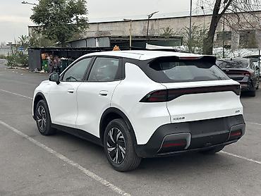 Changan: Changan Qiyuan Q05: 2026 г., Электромобиль — 6
