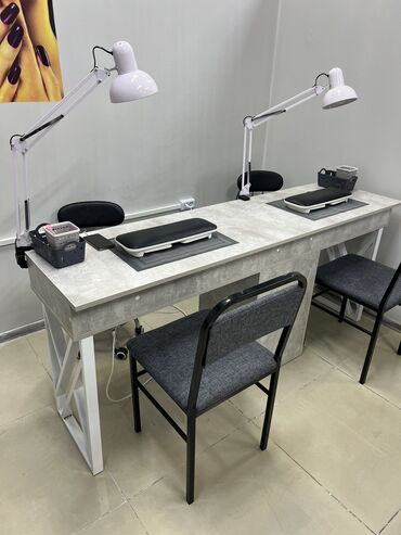 Другое оборудование для салонов красоты: Маникюрный стол Полки под лаки Лабораторный шкаф Шкаф под сухожар — 46