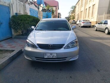 Toyota: Toyota Camry: 2.4 l | 2002 il Sedan