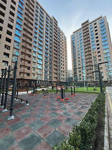 Mənzillərin satışı: İcarəyə verilir 3 otaqlı yeni tikili 140 m², 28 May m. Kateqoriya — 1