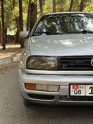 колесо для чемодана: Volkswagen Vento: 1994 г., 1.8 л, Механика, Бензин, Седан — 8