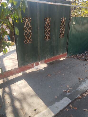 продаю дом куренкеева: Дом, 4 м², 3 комнаты, Собственник, Старый ремонт